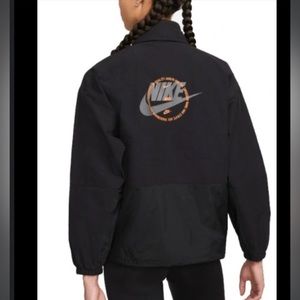 Nike DX2321-010 Nike Sportswear Women's 1/2-Zip Jacket/ Size Small NWT